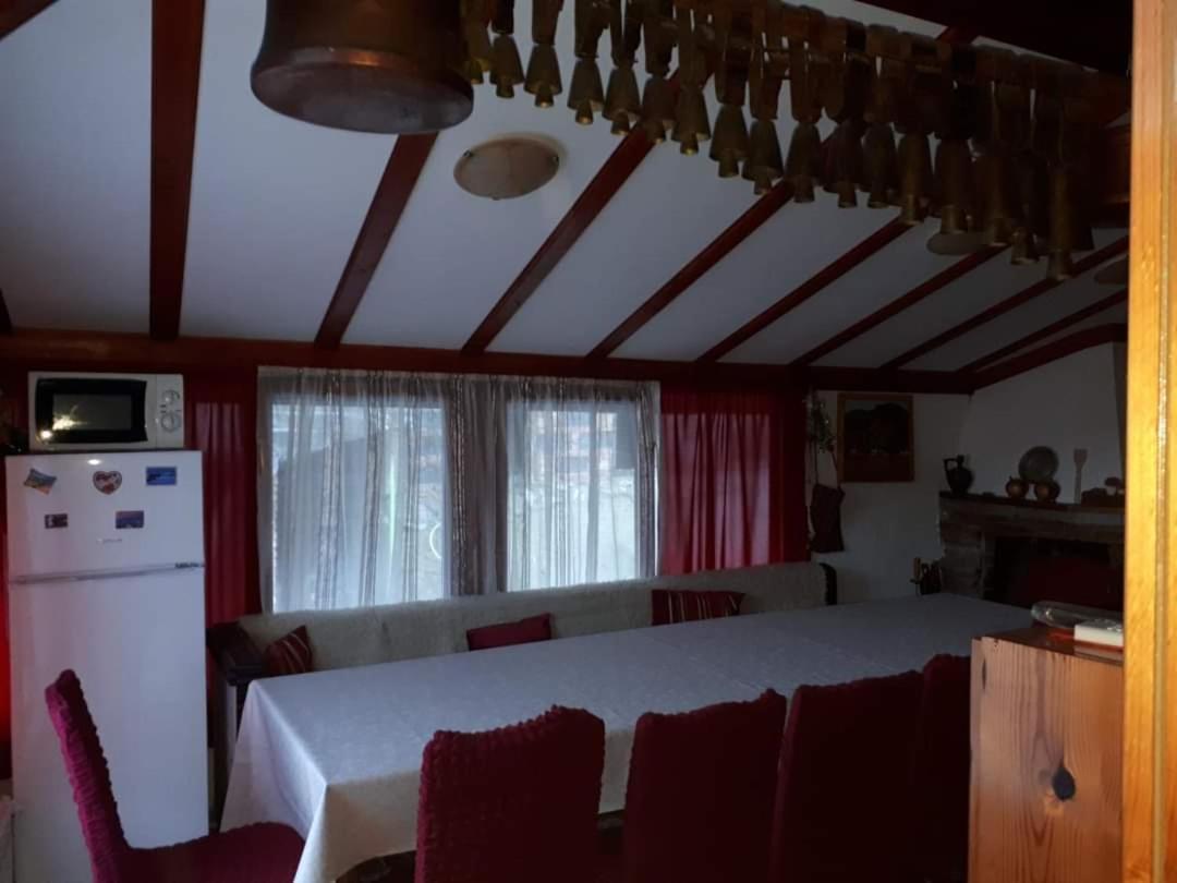 Къща За Гости Орфей Smolyan Buitenkant foto