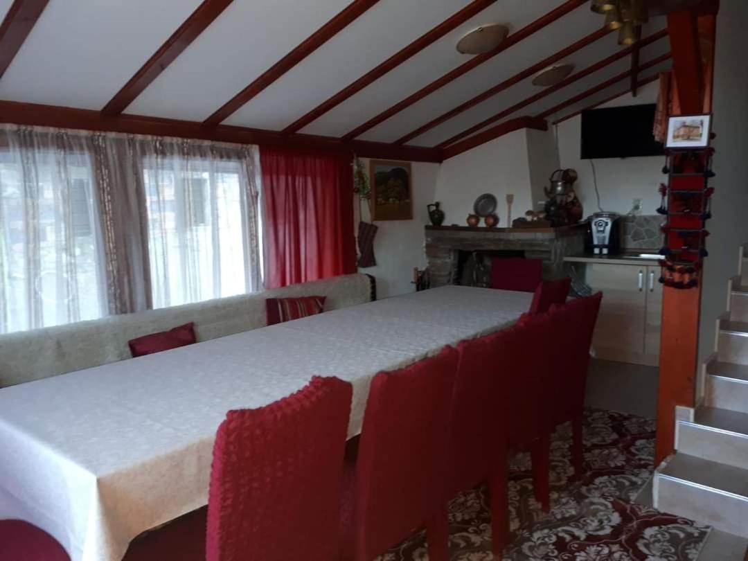 Къща За Гости Орфей Smolyan Buitenkant foto